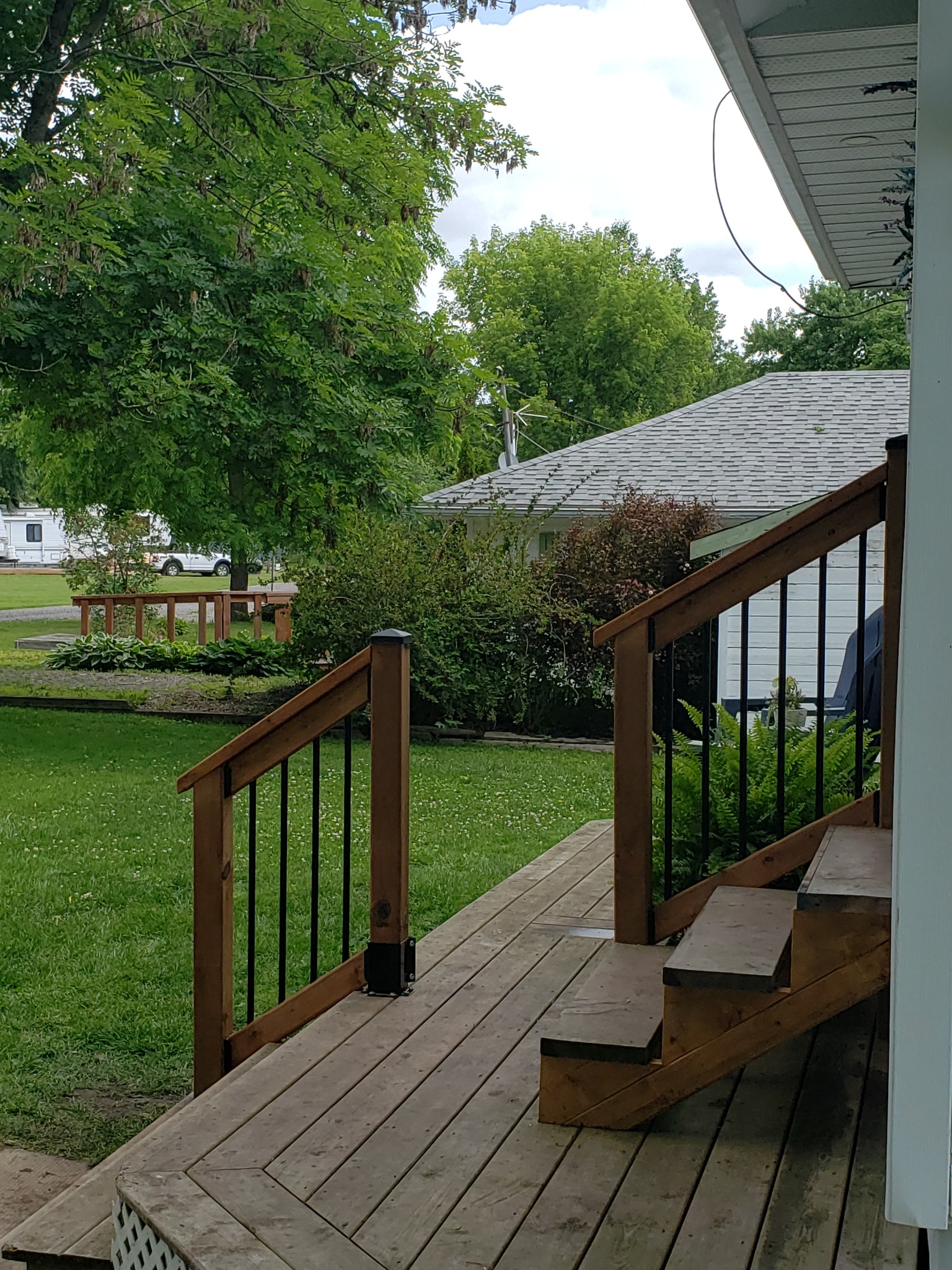 Deck railing installation Merrickville